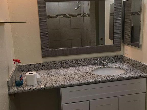 3rd image of 12311 Corona Ln
