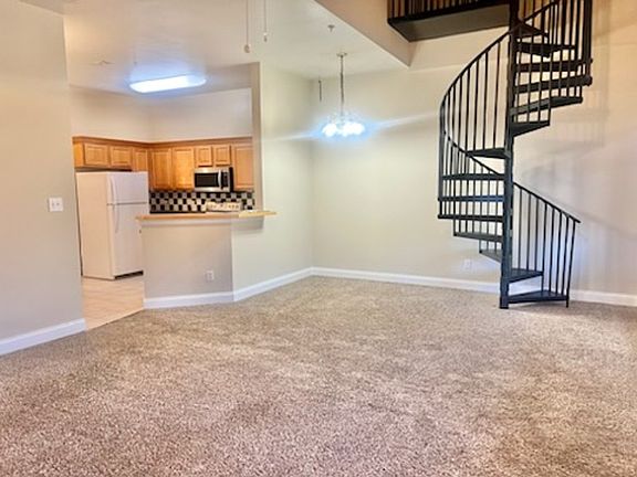 4th image of 4507 Furling Ln Suite 306