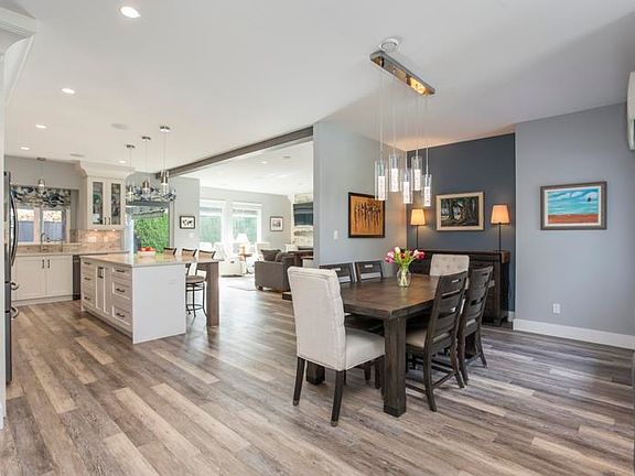 4th image of 5268 Saint Andrews Pl