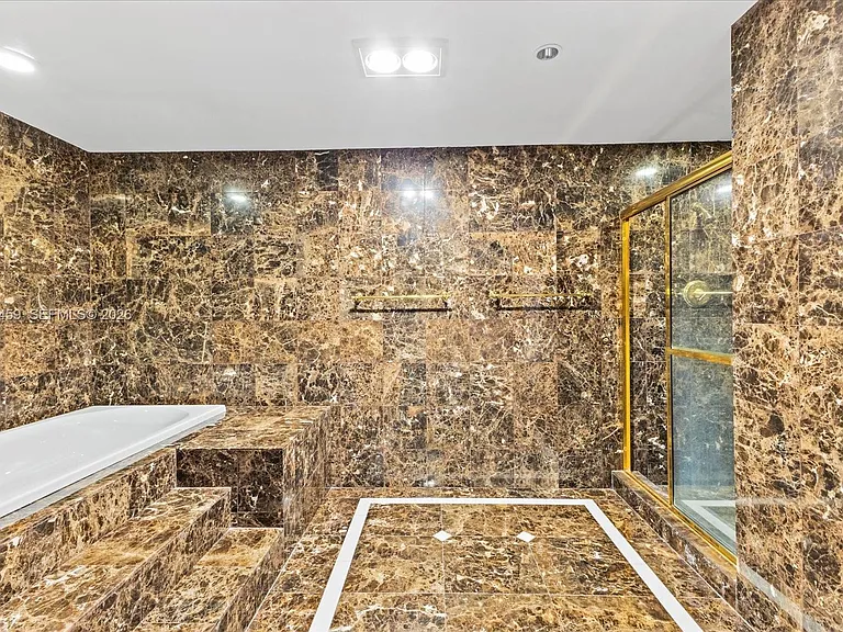 2134 Fisher Island Dr #2134 — Photo 26