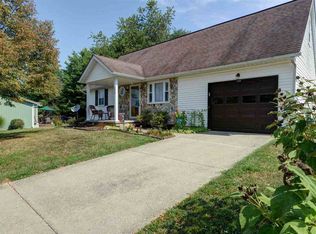 278 Cambridge Cir, Hurricane, WV 25526