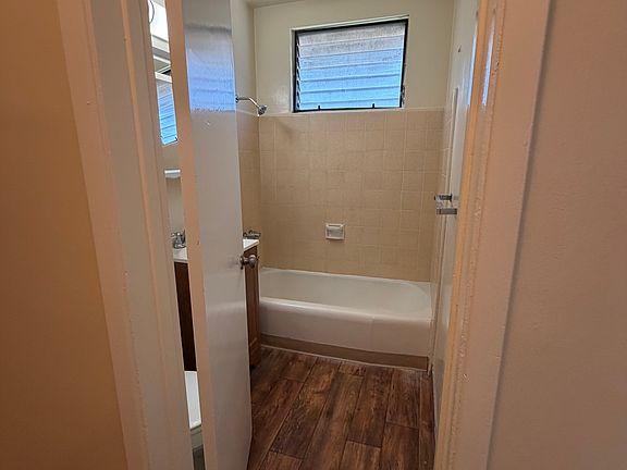 5th image of 1152 S Montebello Blvd #1152