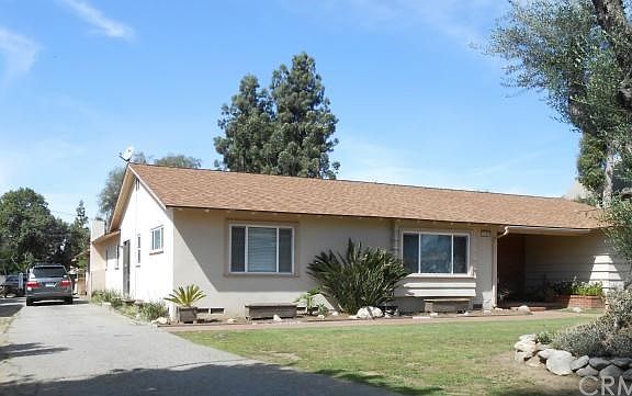 5th image of 2289 N San Antonio Ave