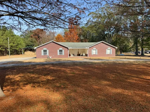 2974 Mosley Bridge Rd, Gilbertown, AL 36908