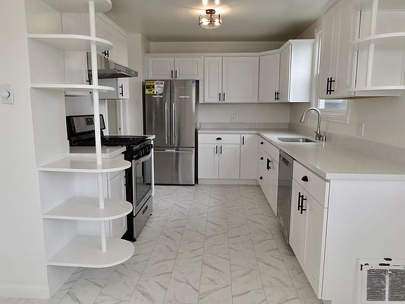 5th image of 217-219 Anzavista Ave #219A