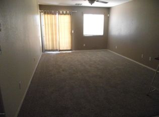 836 E Silversmith Trl, San Tan Valley, AZ 85143