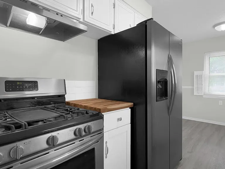 803 E Deshler Ave — Photo 10