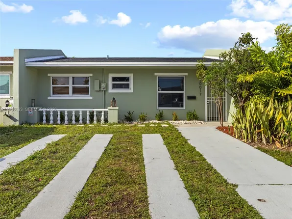10017 SW 23rd Ter, Miami, FL 33165