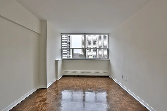 66 Broadway Ave — Photo 13