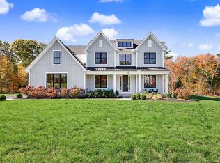 26 Whalen Rd, Hopkinton, MA 01748