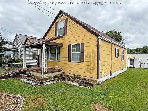 3rd image of 205 Marshall Ave