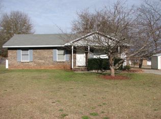 5745 Lost Creek Dr, Sumter, SC 29154