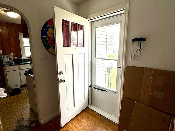5th image of 712 S Elm St