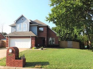 206 Hillside Dr, Kennedale, TX 76060