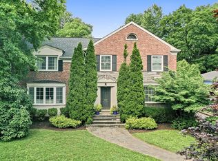 370 Elmwood Ave, Maplewood, NJ 07040