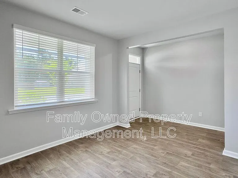 422 Blue Elderberry Run — Photo 9