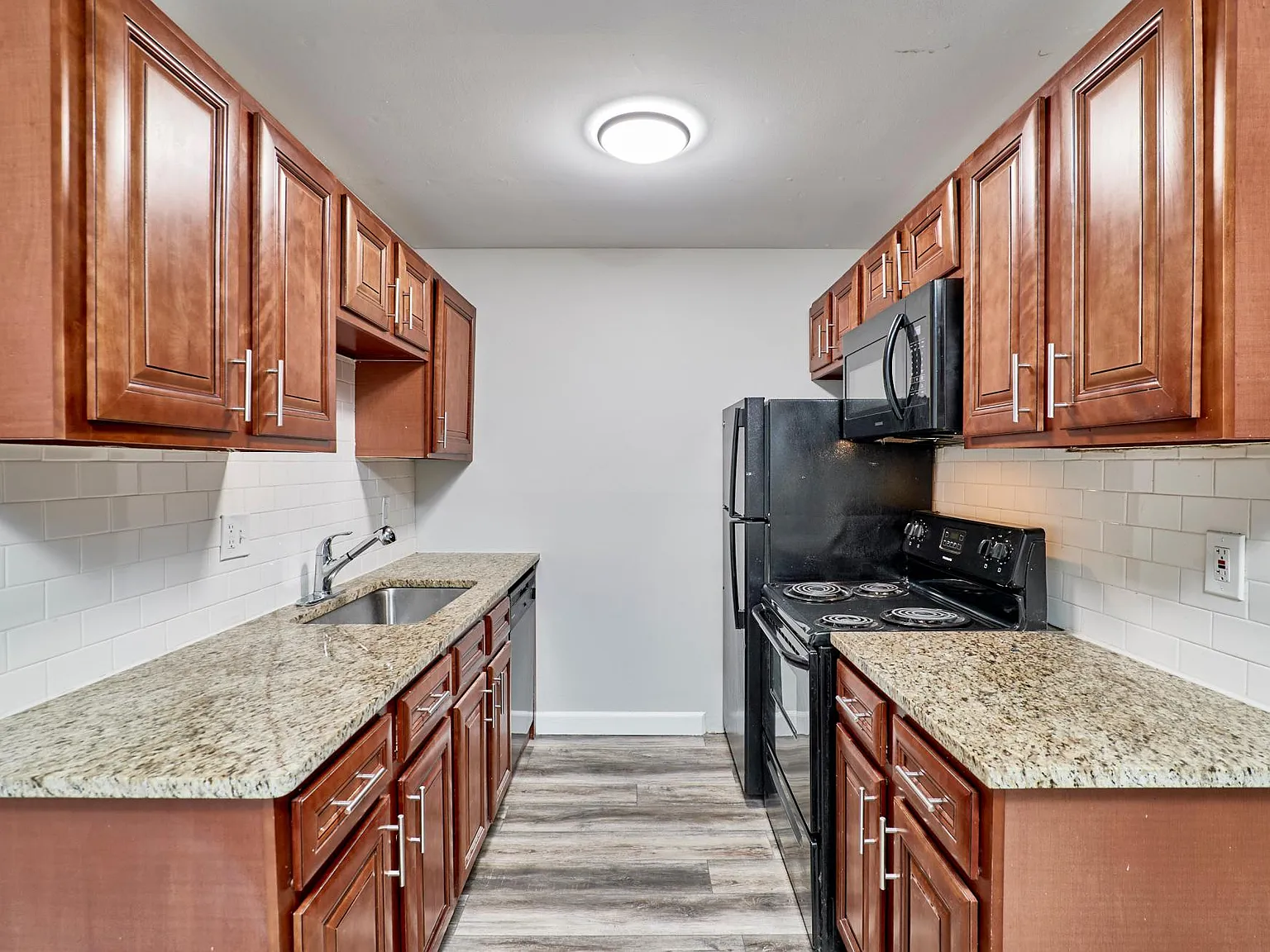 Kirkwood Forest Apartments — Photo 3