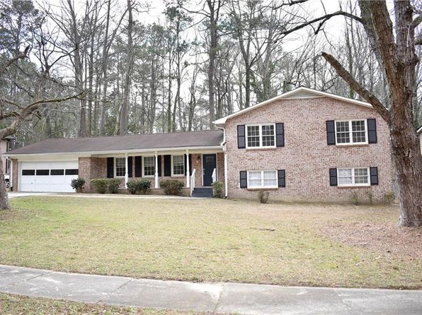 2576 Peyton Woods Trl SW