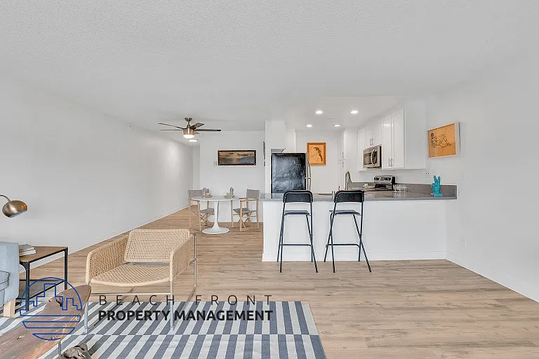 1625 Redondo Ave. — Photo 14