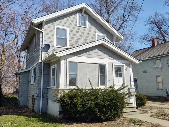 1249 W 48th St, Ashtabula, OH 44004
