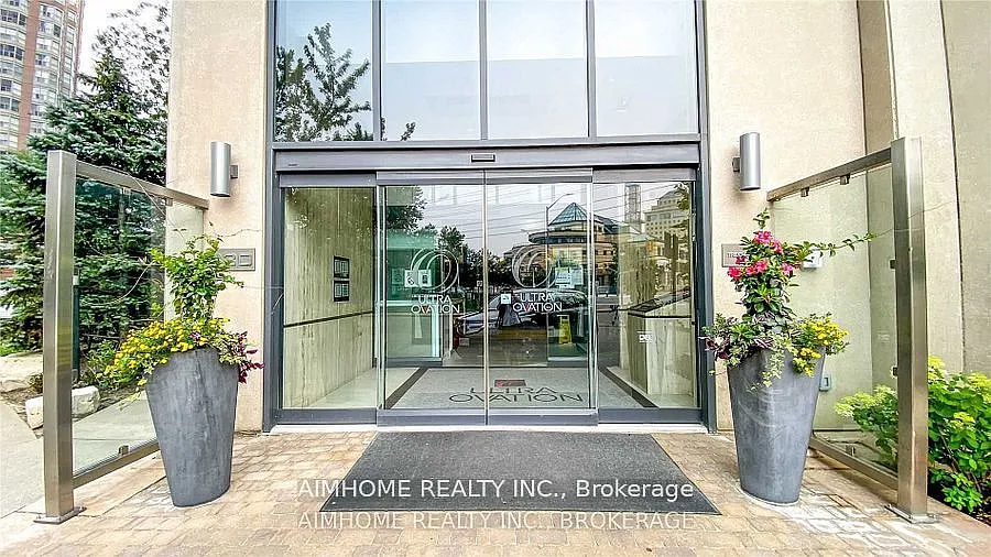 3 bed, $3,000 — Photo 2