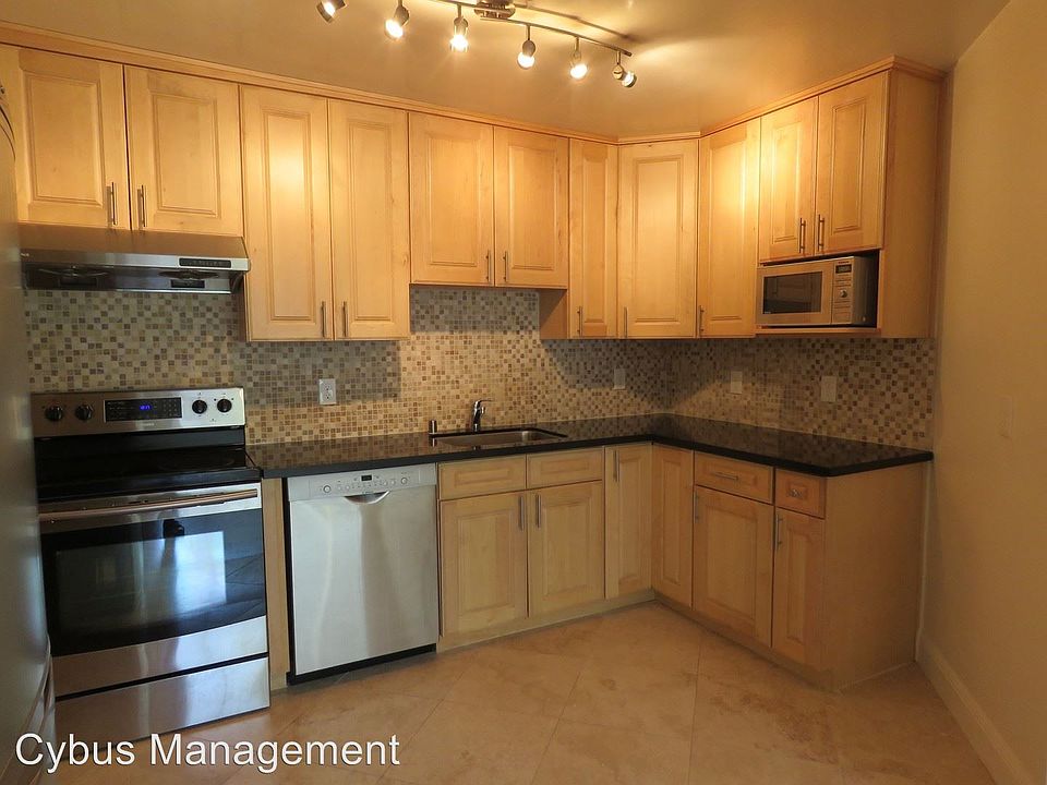 1st image of 1343 4th Ave APT 3