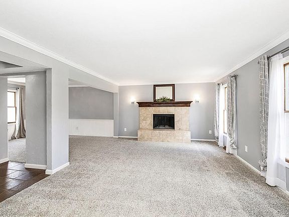 2nd image of 18620 Saratoga Trl