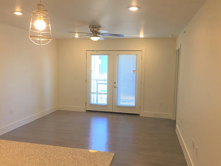 2 BED LIVINGROOM