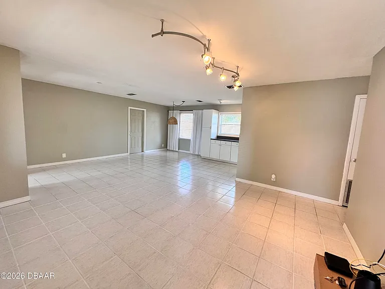 302 Fox Pl — Photo 12