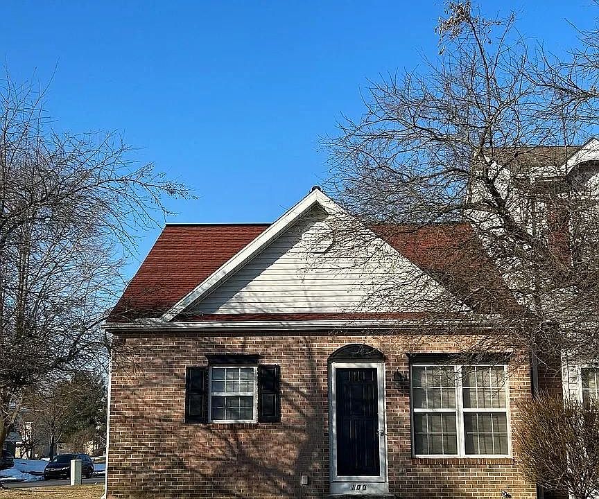 1st image of 100 Tory Cir