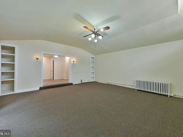422 Willow Grove Ave — Photo 19