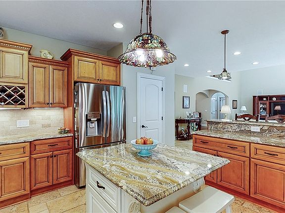3rd image of 15725 Harmony Falls Ln