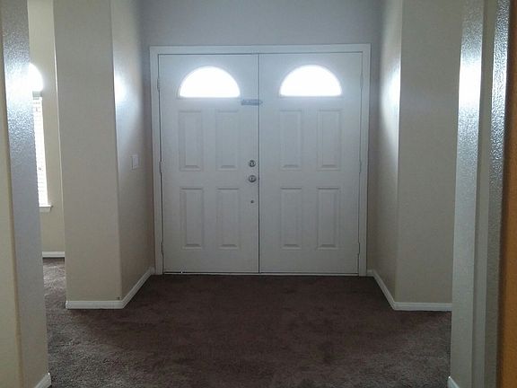 3rd image of 11888 Jenny St
