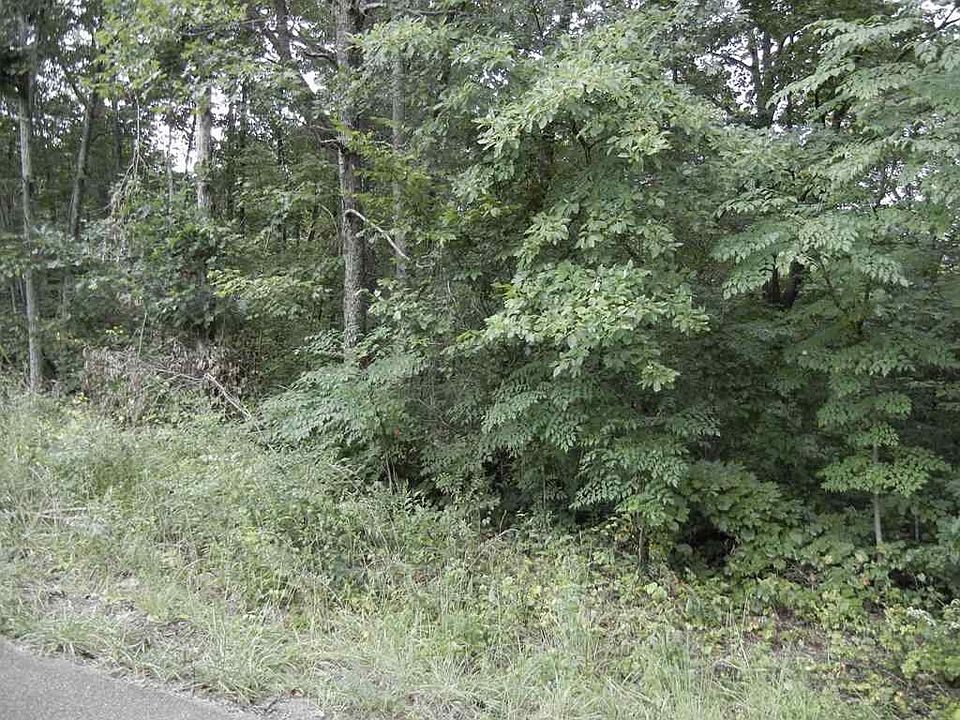 2nd image of 333 Hedge Iron Dr #&-476