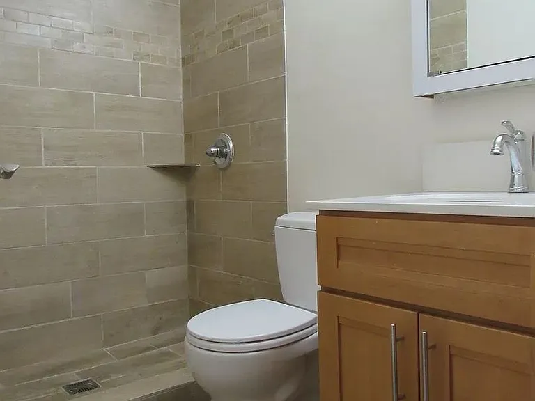 3500 Market St #206 — Photo 5