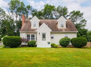 7 Fairview Cir, Groveland, MA 01834