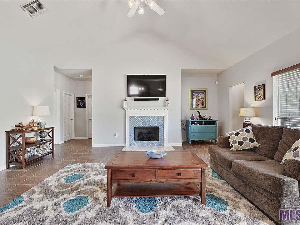 1st image of 26163 Burlwood Ave