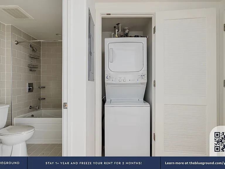 Washer/Dryer in Apartment