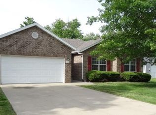 600 Meadow Ln, Butler, MO 64730