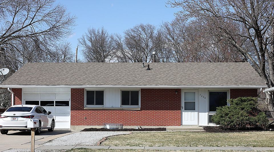 1st image of 7200 Holdrege St