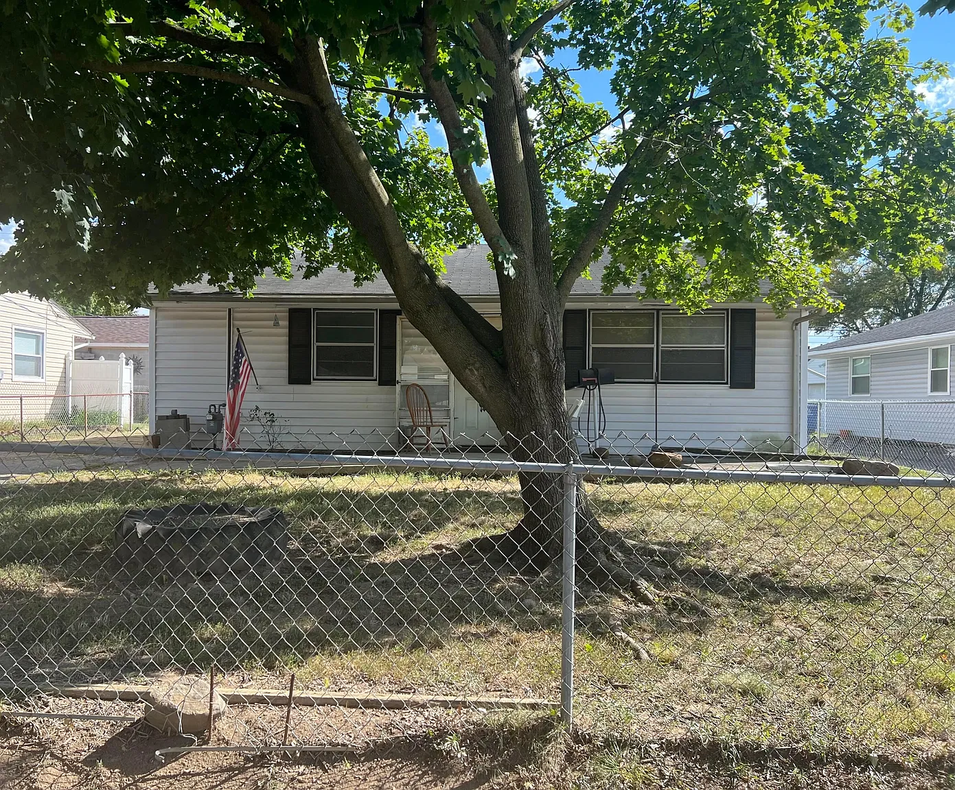 177 E Alcott Rd photo 1