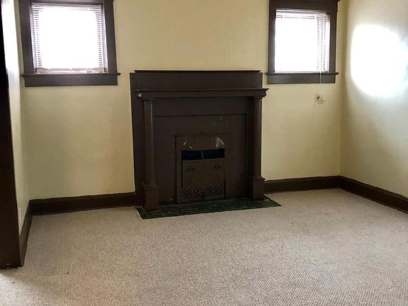 3rd image of 3208 E 11th St Unit 3E