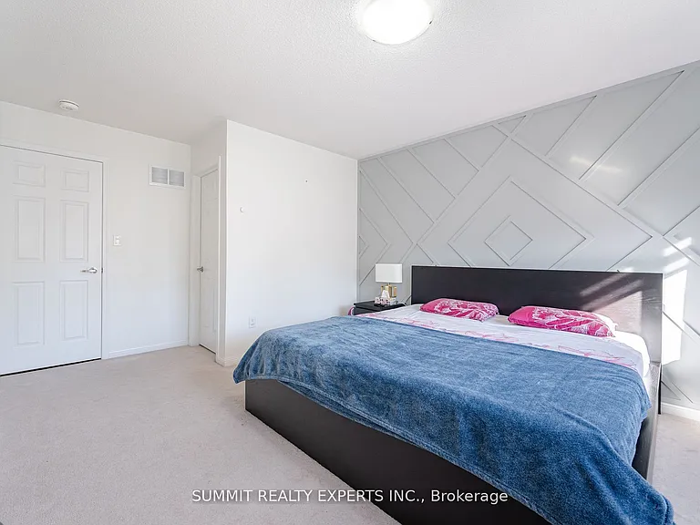 39 Donomore Dr #UPPER — Photo 21