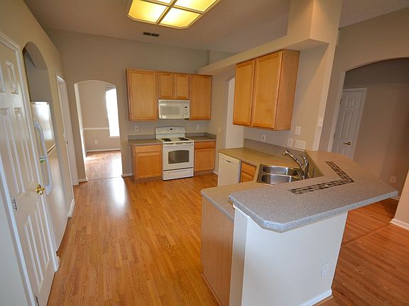 5th image of 4518 E Cape Elizabeth Ct