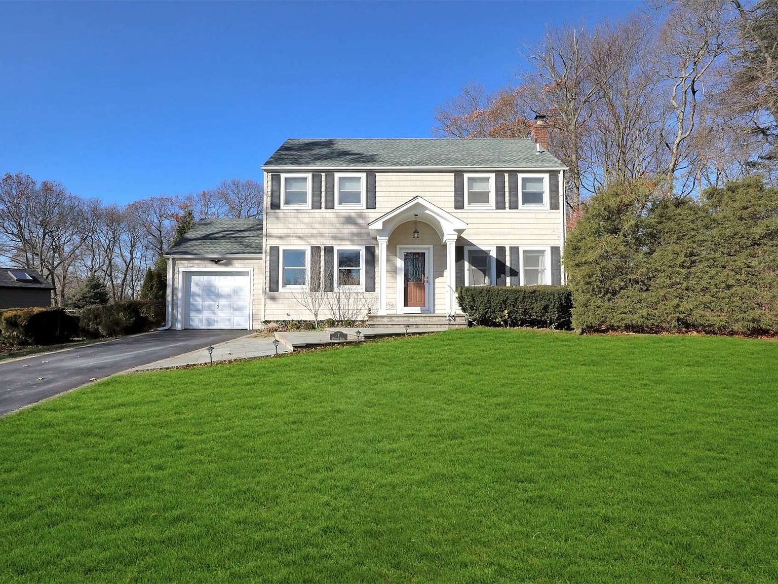 7 Pentagon Court, Huntington Station, NY 11746 MLS 3504010 Zillow