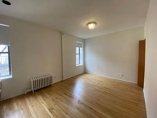 Rented by Bond New York | media 3