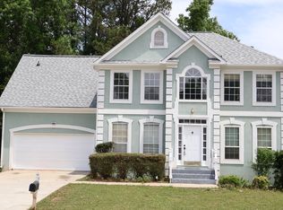 525 Saint James Ct, Lawrenceville, GA 30044