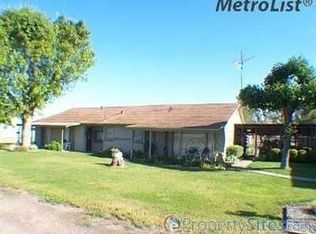 515 E Zeering Rd, Ceres, CA 95307