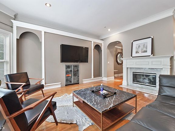 3rd image of 2472 Brookhaven Heights Ct NE
