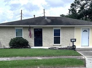 1013 Sandalwood Dr, Harvey, LA 70058